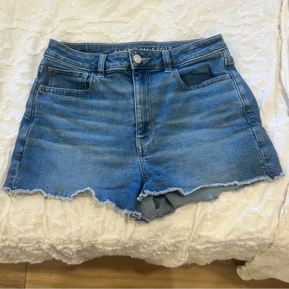 American Eagle Outfitters Women's Light Blue Jean Shorts Size 6